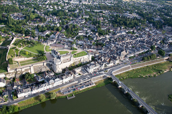 Amboise im Bundesland Indre-et-Loire, Frankreich von oben gesehen