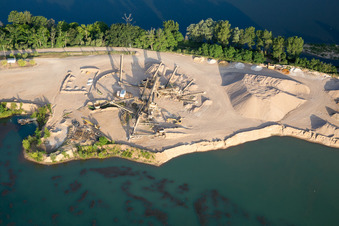 Luftaufnahme von Chouzy-sur-Cisse im Bundesland Loir-et-Cher, Frankreich