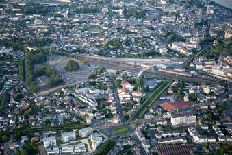 Drohnenaufname von Blois im Bundesland Loir-et-Cher, Frankreich