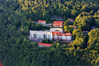 Fachklinik Eußerthal im Wald im Bundesland Rheinland-Pfalz, Deutschland aus der Luft