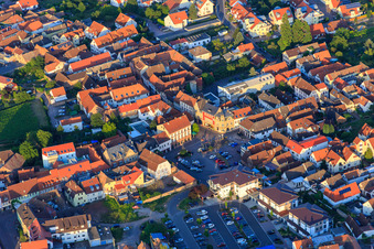 Paul-Gillet-Platz in Edenkoben im Bundesland Rheinland-Pfalz, Deutschland