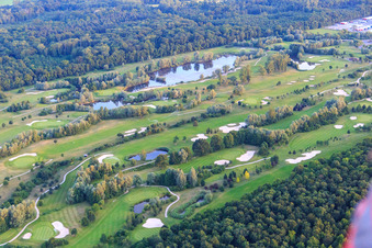 Luftaufnahme von Golfanlage Landgut Dreihof - GOLF absolute in Essingen im Bundesland Rheinland-Pfalz, Deutschland