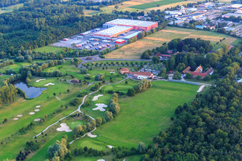 Golfanlage Landgut Dreihof - GOLF absolute in Essingen im Bundesland Rheinland-Pfalz, Deutschland von oben