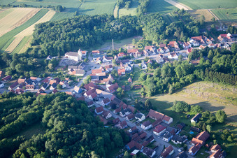 Neewiller-près-Lauterbourg im Bundesland Bas-Rhin, Frankreich aus der Luft