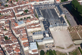 Lunéville im Bundesland Meurthe-et-Moselle, Frankreich aus der Vogelperspektive