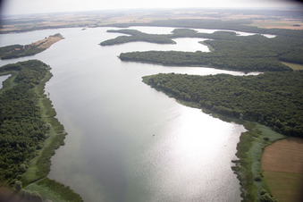 Luftbild von Lac de Madine in Buxières-sous-les-Côtes im Bundesland Meuse, Frankreich