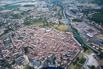 Drohnenaufname von Toul im Bundesland Meurthe-et-Moselle, Frankreich