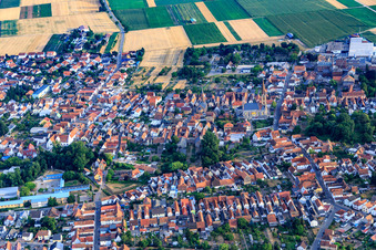 Zeiskamer Straße in Bellheim im Bundesland Rheinland-Pfalz, Deutschland