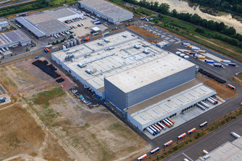 Pfälzer Erfrischungsgetränke GmbH in Wörth am Rhein im Bundesland Rheinland-Pfalz, Deutschland von oben