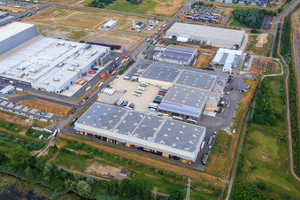 Industriegebiet Oberwald mit  SKA Sitze GmbH, WAS Logistics, Com Transporte GmbH und NUSS-Unternehmensgruppe in Wörth am Rhein im Bundesland Rheinland-Pfalz, Deutschland