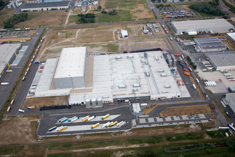 Drohnenaufname von Wörth am Rhein, Industriegebiet Oberwald im Bundesland Rheinland-Pfalz, Deutschland
