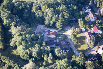 Grünwettersbach,Hohenwettersbacherstraße 38 , "offene Jugendwerkstatt Karlsruhe" am Steinbruch im Bundesland Baden-Württemberg, Deutschland aus der Luft