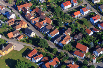 Am Lindenbrunnen im Ortsteil Schluttenbach in Ettlingen im Bundesland Baden-Württemberg, Deutschland