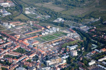 Landesgartenschau in Landau in der Pfalz im Bundesland Rheinland-Pfalz, Deutschland von oben