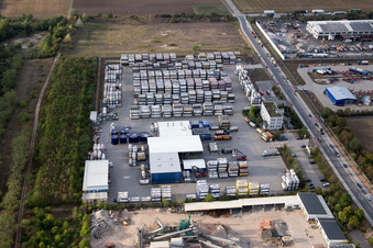 Schrägluftbild von Worms, Industriegebiet Im Langgewan, Spedition Kube & Kubenz im Bundesland Rheinland-Pfalz, Deutschland