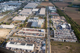 Drohnenaufname von Worms, Industriegebiet Im Langgewan, Spedition Kube & Kubenz im Bundesland Rheinland-Pfalz, Deutschland