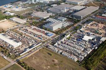 Worms, Industriegebiet Im Langgewan, Spedition Kube & Kubenz im Bundesland Rheinland-Pfalz, Deutschland von der Drohne aus gesehen