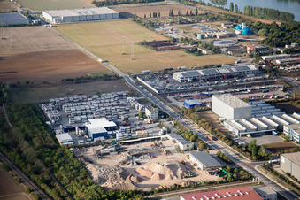 Drohnenbild von Worms, Industriegebiet Im Langgewan, Spedition Kube & Kubenz im Bundesland Rheinland-Pfalz, Deutschland