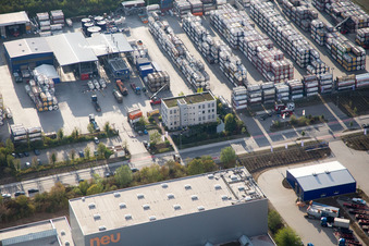Luftaufnahme von Worms, Industriegebiet Im Langgewan, Spedition Kube & Kubenz im Bundesland Rheinland-Pfalz, Deutschland