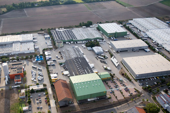 Worms, Industriegebiet Nord am Rhein im Ortsteil Rheindürkheim im Bundesland Rheinland-Pfalz, Deutschland