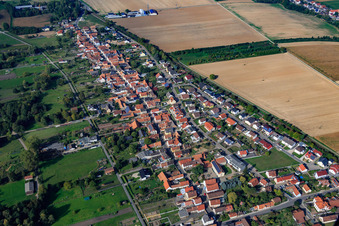 Im Ziegelfeld im Ortsteil Schaidt in Wörth am Rhein im Bundesland Rheinland-Pfalz, Deutschland