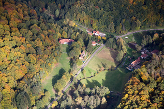 Windstein im Bundesland Bas-Rhin, Frankreich von einer Drohne aus