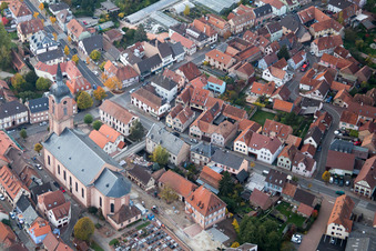Reichshoffen im Bundesland Bas-Rhin, Frankreich aus der Luft