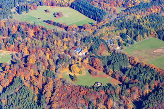 Luftbild von Jagdschloss Eulbach und Forsthaus Eulbach am Englischer Garten Eulbach im Ortsteil Würzberg in Michelstadt im Bundesland Hessen, Deutschland