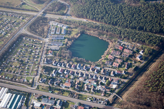 Schrägluftbild von Ortsteil Hagsfeld in Karlsruhe im Bundesland Baden-Württemberg, Deutschland