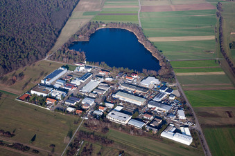 Luftbild von Industriestraße am Baggersee Spöck in Stutensee im Bundesland Baden-Württemberg, Deutschland