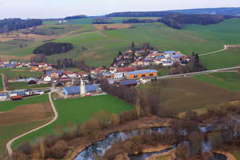 Studio 3 Möbelmanufaktur GmbH im Ortsteil Hirschbach in Bad Birnbach im Bundesland Bayern, Deutschland