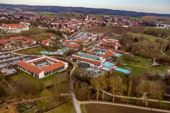 Schrägluftbild von Rottal-Therme im Ortsteil Aunham in Bad Birnbach im Bundesland Bayern, Deutschland