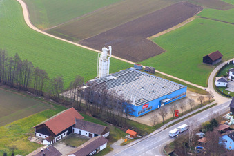Luftbild von Studio 3 Möbelmanufaktur GmbH im Ortsteil Hirschbach in Bad Birnbach im Bundesland Bayern, Deutschland