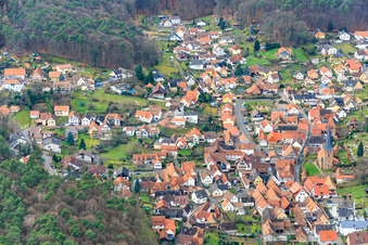 Brunnenstr in Dörrenbach im Bundesland Rheinland-Pfalz, Deutschland