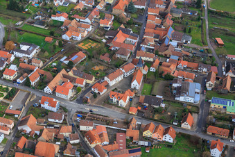 Evangelische Kirche, Gemeindehaus Oberotterbach und Rathaus im Bundesland Rheinland-Pfalz, Deutschland