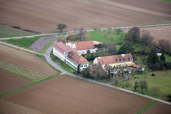 Drohnenaufname von Werkstatt für betreutes Wohnen Werkstatt für verborgene Talente gemeinnützige GmbH im Haftelhof in Schweighofen im Bundesland Rheinland-Pfalz, Deutschland