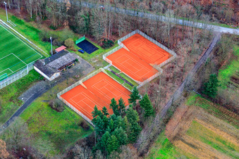 Schrägluftbild von Sporthalle uind Stadion des TuS 1908 Schaidt,  Schützenverein Schaidt | Zur Gogglerstubb und Tennisplätze des TC Bienwald Schaidt in Wörth am Rhein im Bundesland Rheinland-Pfalz, Deutschland
