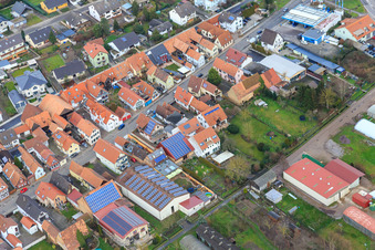 Hintergraben in Kandel im Bundesland Rheinland-Pfalz, Deutschland von oben gesehen