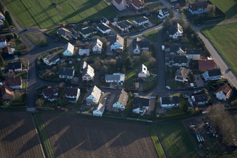 Niederlauterbach im Bundesland Bas-Rhin, Frankreich aus der Luft