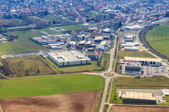 Industriegebiet Im Speyerer Tal mit ITK Engineering GmbH, TRANSAC Intern. Speditionsgesellschaft mbH und DBK David + Baader GmbH in Rülzheim im Bundesland Rheinland-Pfalz, Deutschland