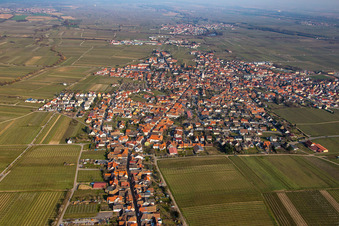 Alsterweiler Hauptstr in Maikammer im Bundesland Rheinland-Pfalz, Deutschland
