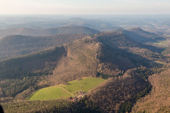 Luftbild von Gimbelhof in Wingen im Bundesland Bas-Rhin, Frankreich