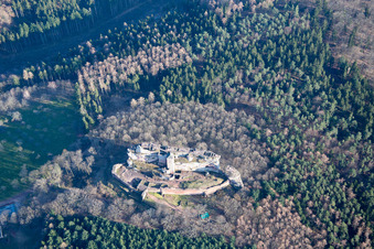 Ruine Fleckenstein(Elsaß) in Lembach im Bundesland Bas-Rhin, Frankreich von oben