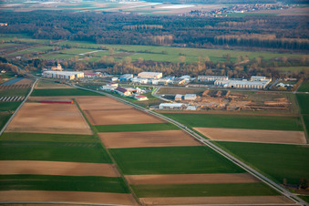 Schrägluftbild von Herxheim bei Landau im Bundesland Rheinland-Pfalz, Deutschland