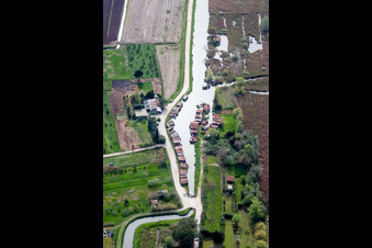 Massarosa im Bundesland Lucca, Italien aus der Drohnenperspektive