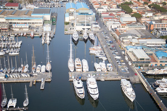 Viareggio im Bundesland Lucca, Italien aus der Luft