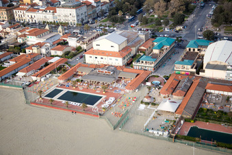Viareggio im Bundesland Lucca, Italien vom Flugzeug aus