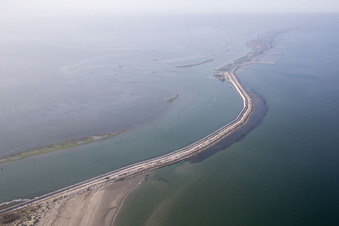 Schrägluftbild von Sottomarina(I-Venetien) in Faro, Italien