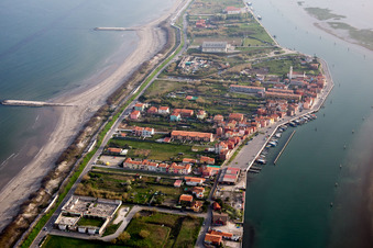 San Pietro in Volta im Bundesland Venetien, Italien vom Flugzeug aus