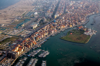 Sottomarina(I-Venetien) in Faro, Italien aus der Drohnenperspektive